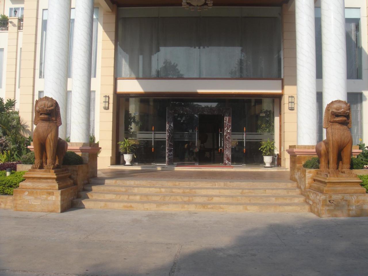 Stung Sangke Hotel Battambang Exterior foto